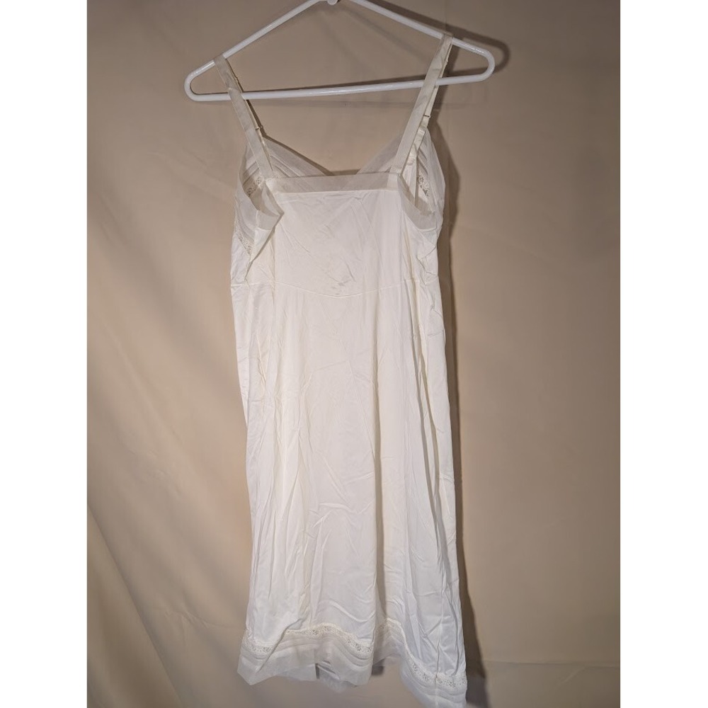 Vintage Pinehurst Full Slip 36 White Nylon Lace Trim Adjustable Straps USA - Picture 3 of 4